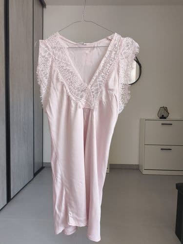 small_haut satin rose.jpeg