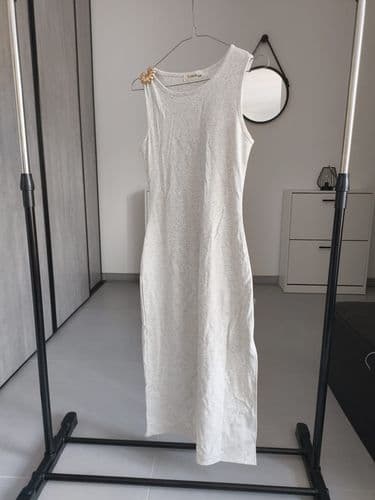 small_robe grise.jpeg