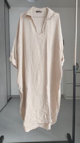 small_robe longue beige.jpeg