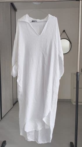 small_robe longue blanche.jpeg